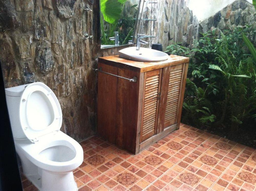 The Lotus Garden Suites Puerto Princesa Exterior photo