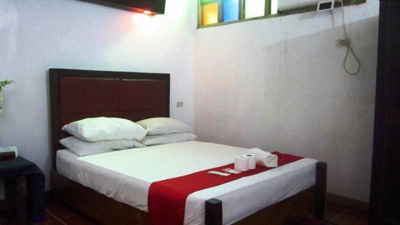 The Lotus Garden Suites Puerto Princesa Exterior photo