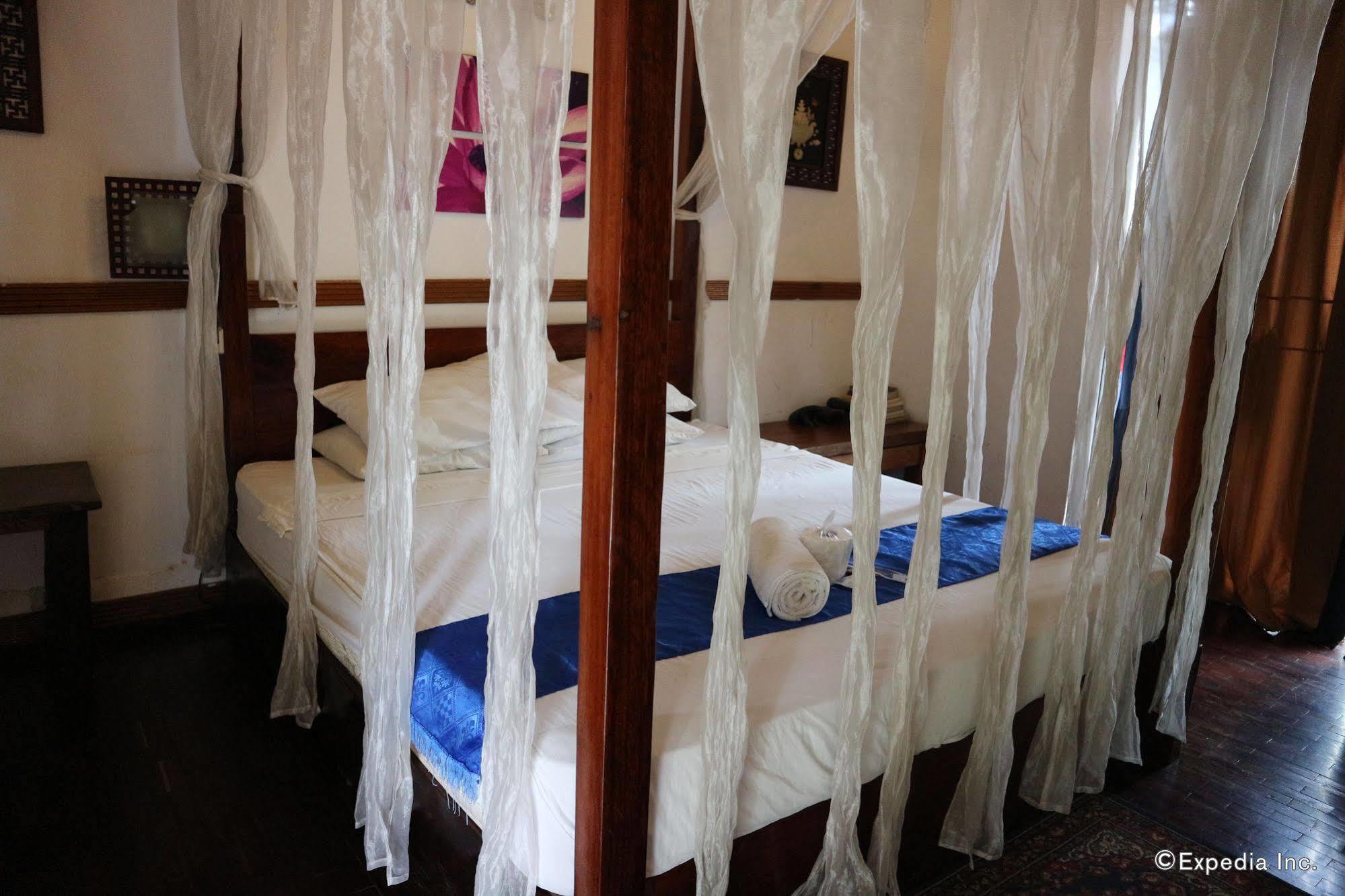 The Lotus Garden Suites Puerto Princesa Exterior photo